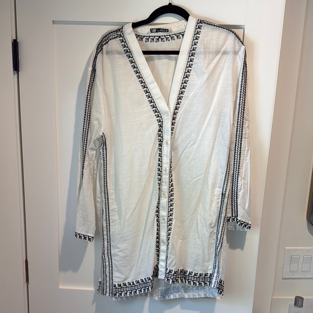Lightweight White Embroidered Open-Front Jacket